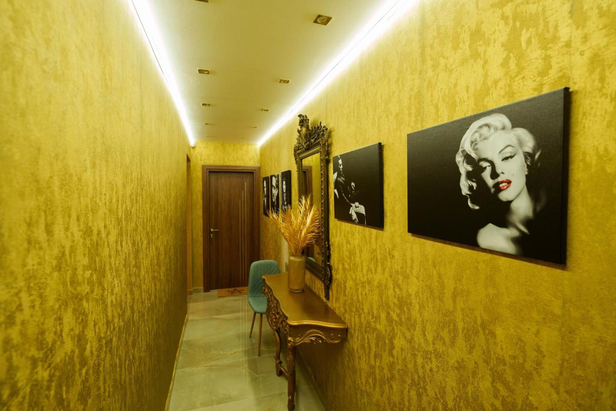 Peraía Lux Movie Stars Apartments Perea מראה חיצוני תמונה
