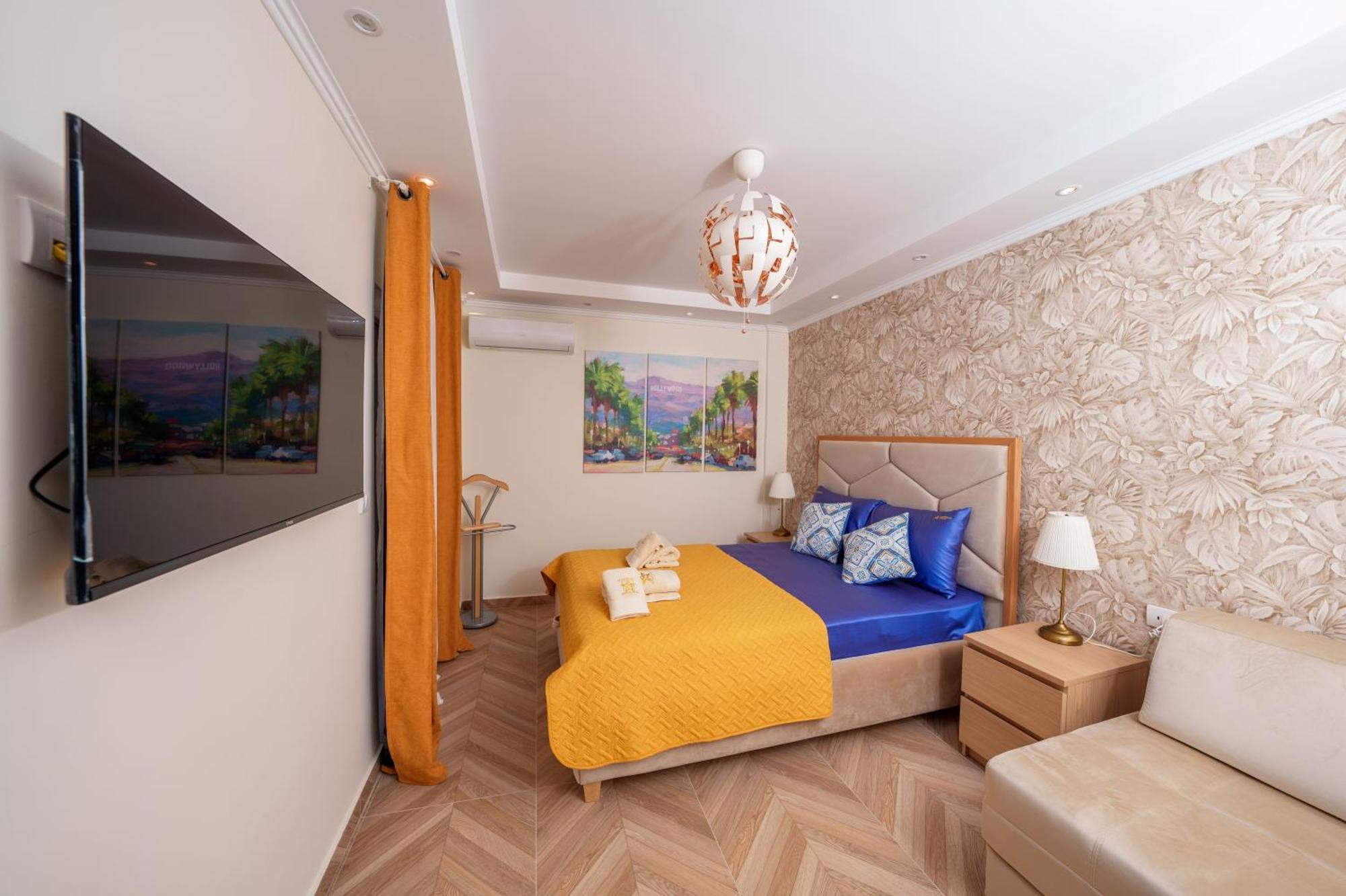 Peraía Lux Movie Stars Apartments Perea מראה חיצוני תמונה